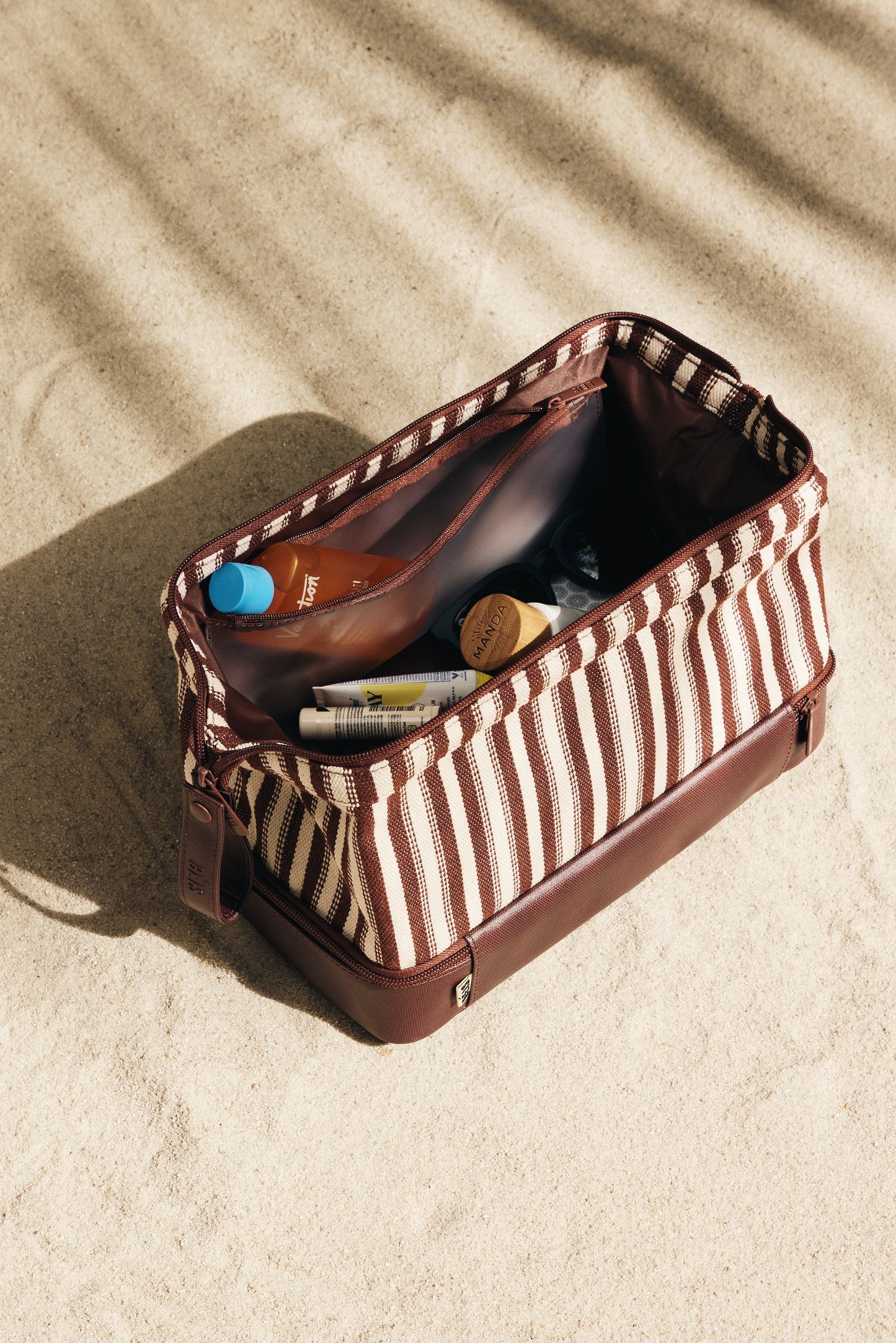 Resale The Dopp Kit in Maple Stripe