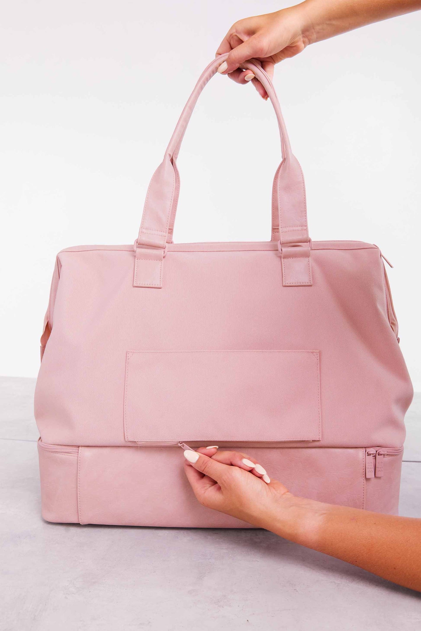 Resale The Weekender in Atlas Pink