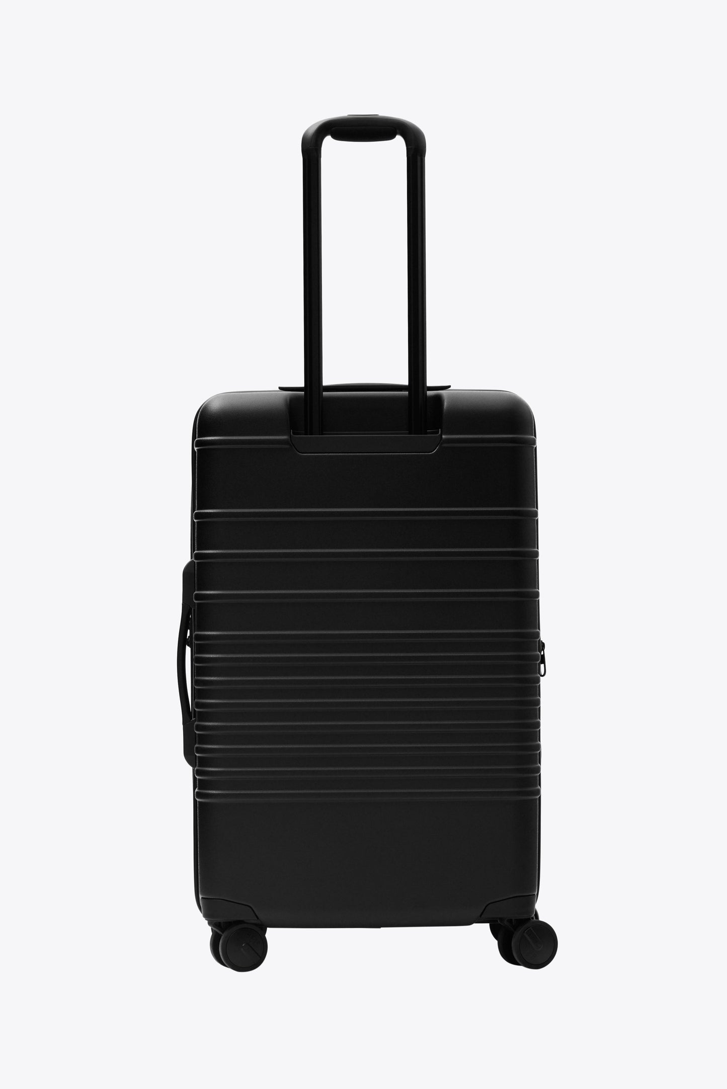 Resale The Medium Check-In Roller in All Black