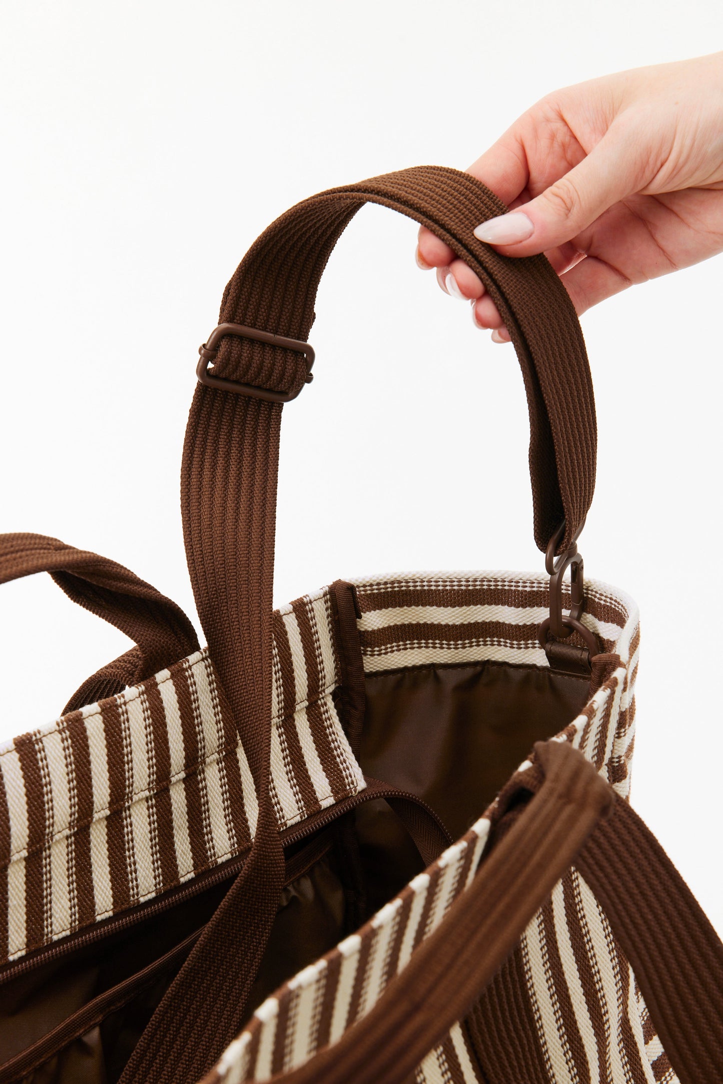 Resale The Vacation Tote in Maple Stripe