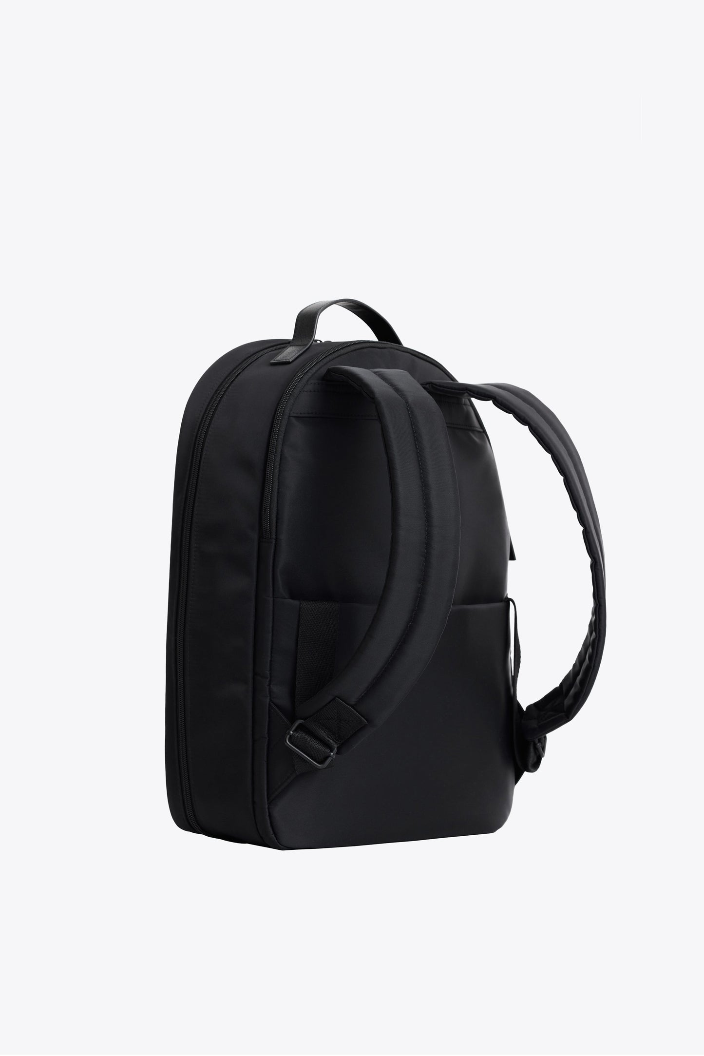 Resale The Commuter Backpack in Black