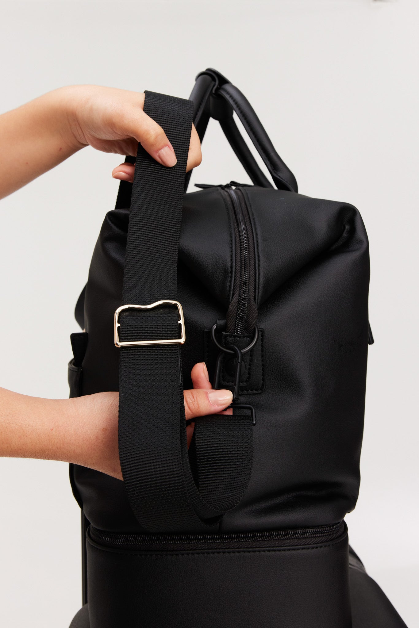 Resale The Premium Weekender in Black