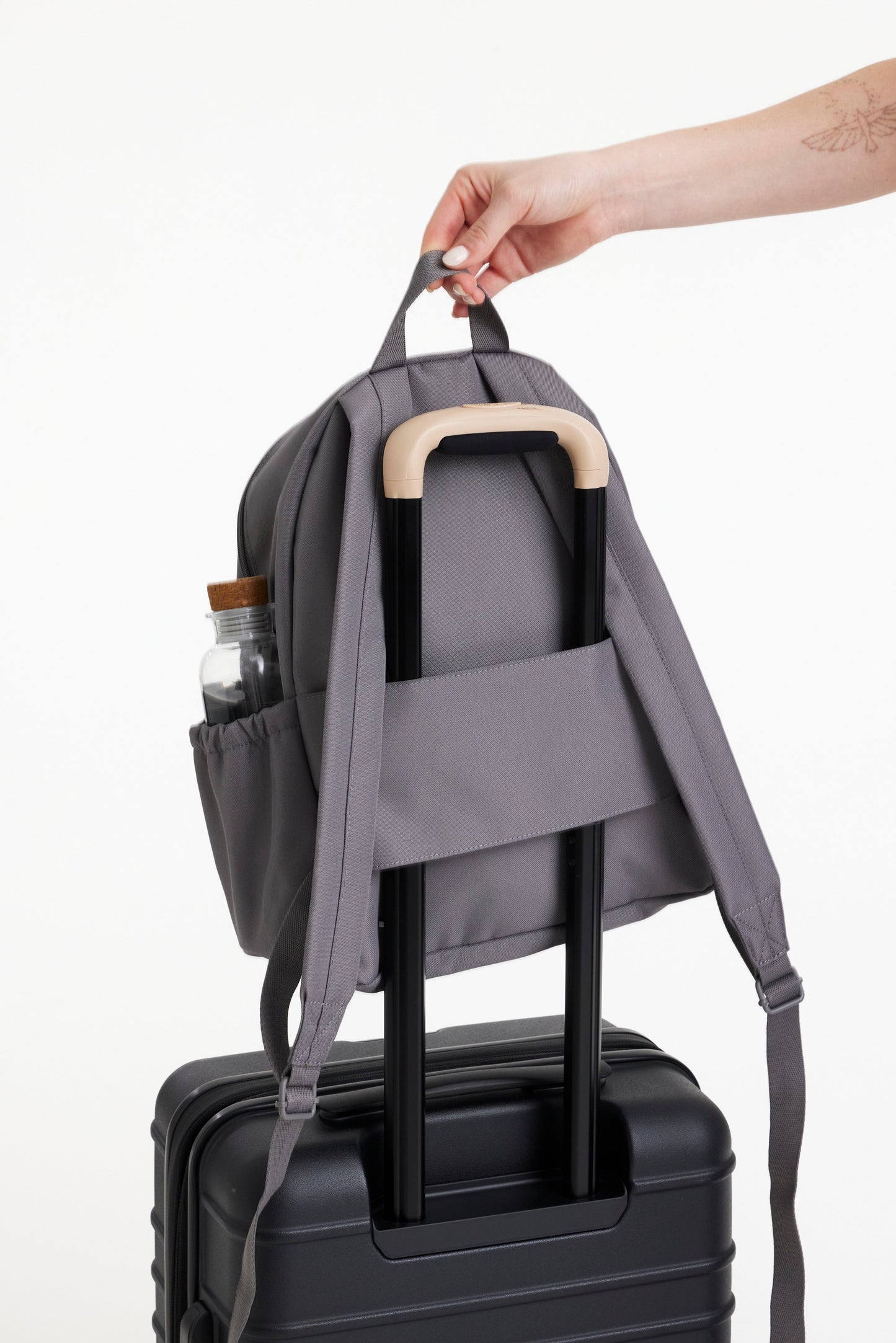 Resale The BÉISics Backpack in Grey