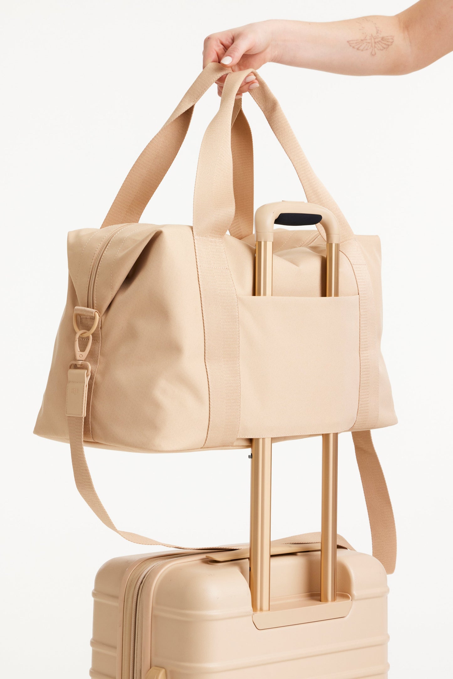 Resale The BÉISics Duffle in Beige