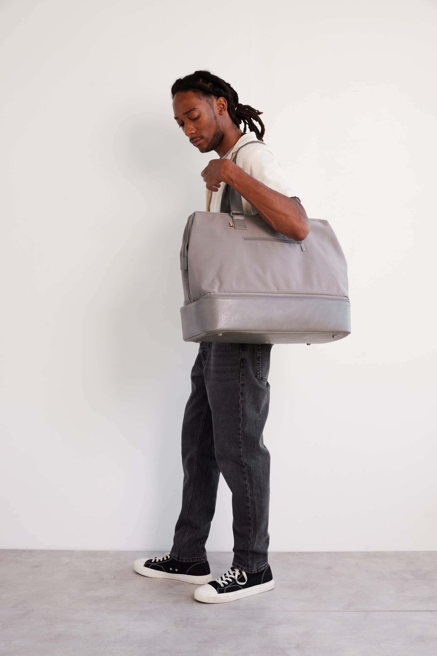 Resale The Weekender in Grey