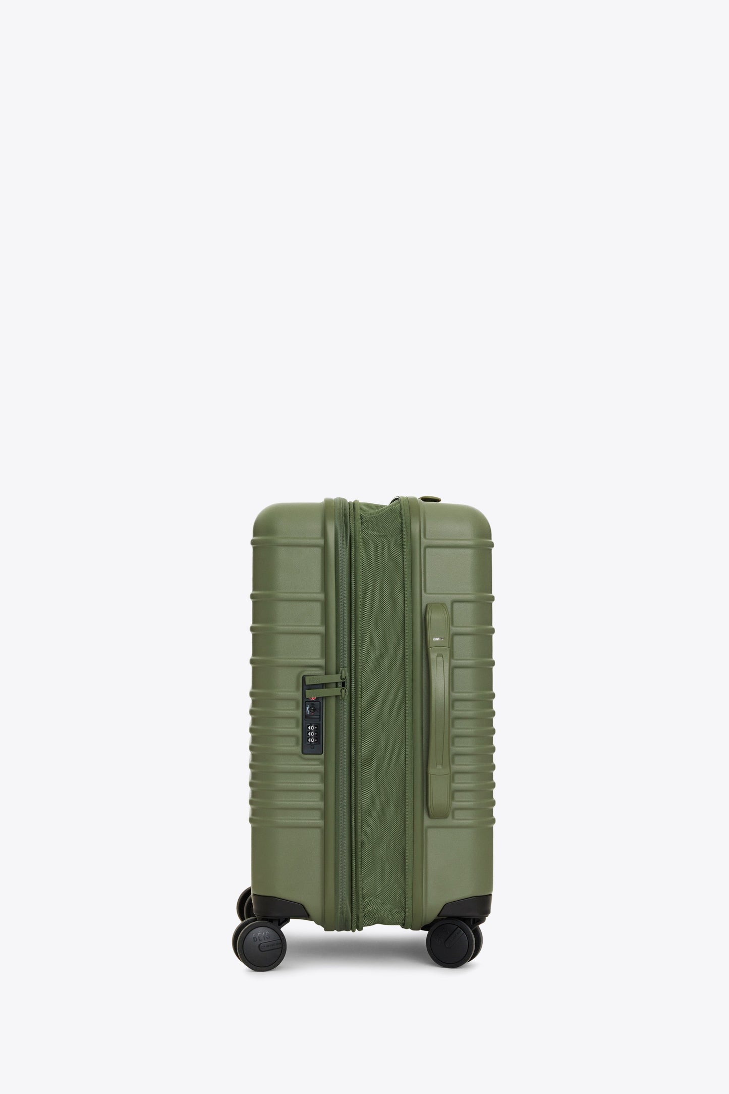 Resale The Carry-On Roller in Olive